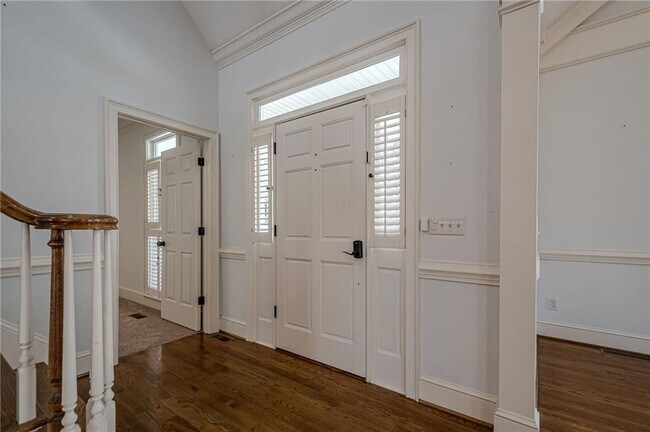 Building Photo - 34 Johnston Row NW