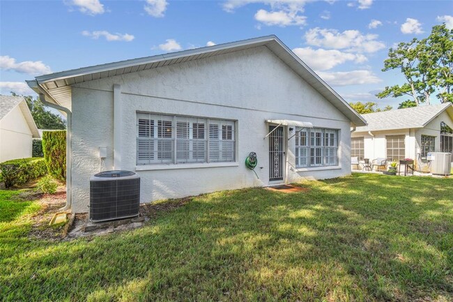 Building Photo - 8430 Monaco Dr