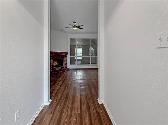 Building Photo - 2708 Crystal Falls Dr