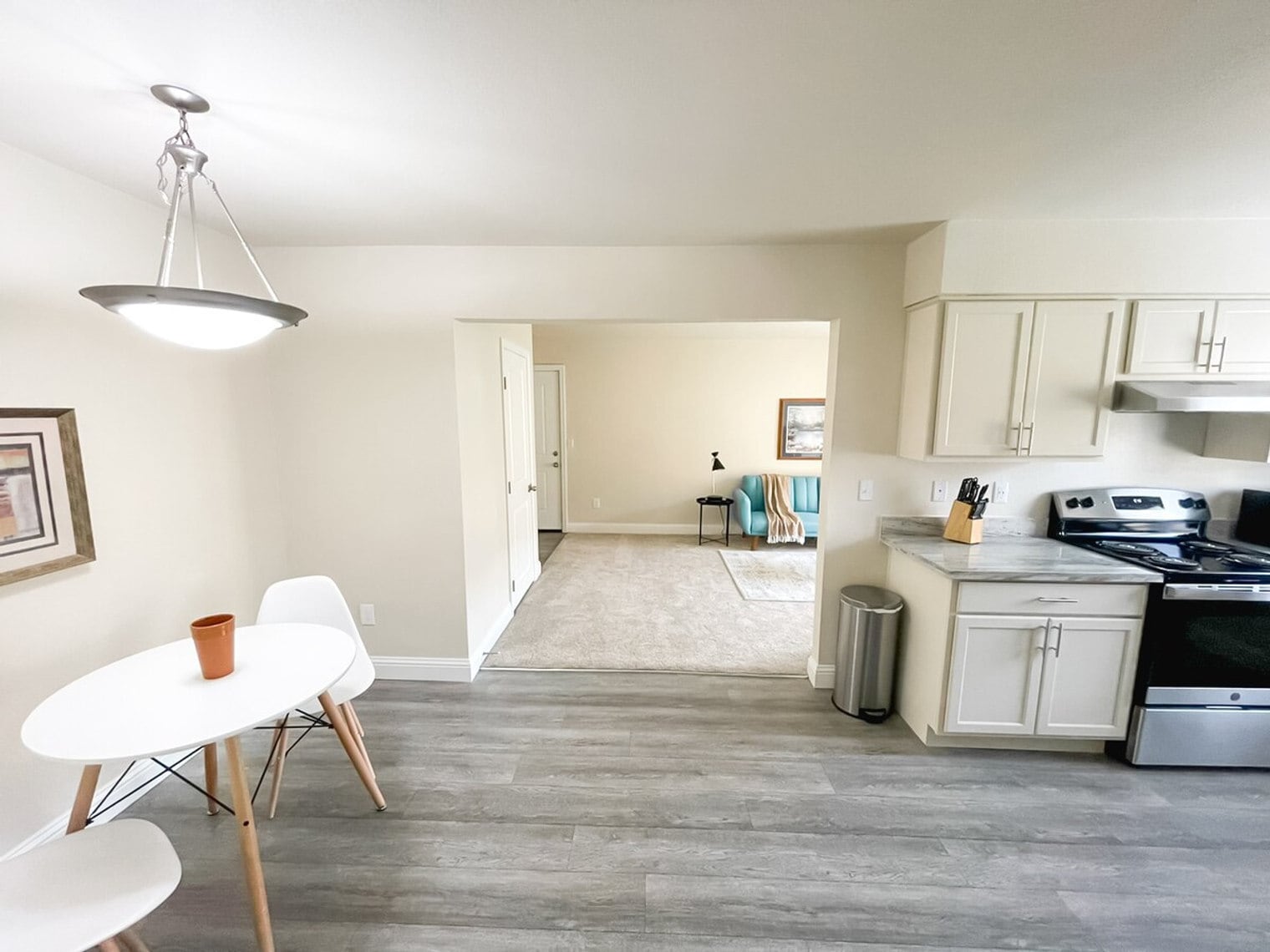 Building Photo - 12701 N Pennsylvania Ave