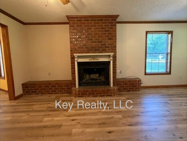 Building Photo - ****108 Lake Dr.- Pineville, Holiday Circle Sub.