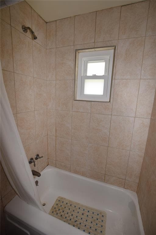 Building Photo - 305 W Hancock St