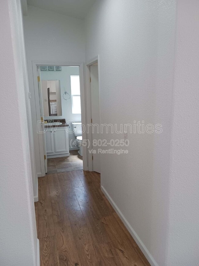 Building Photo - 52145 Dustan Rd