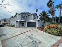 Building Photo - Newly Remodeled 3 bed 2.5 bath Long Beach ...