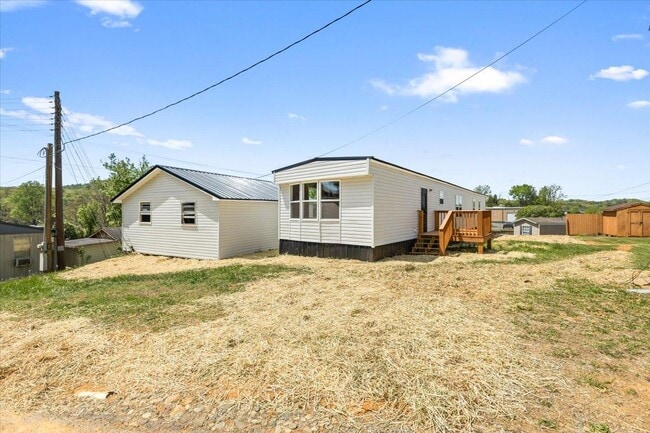 Building Photo - 2237 Weaver Pike