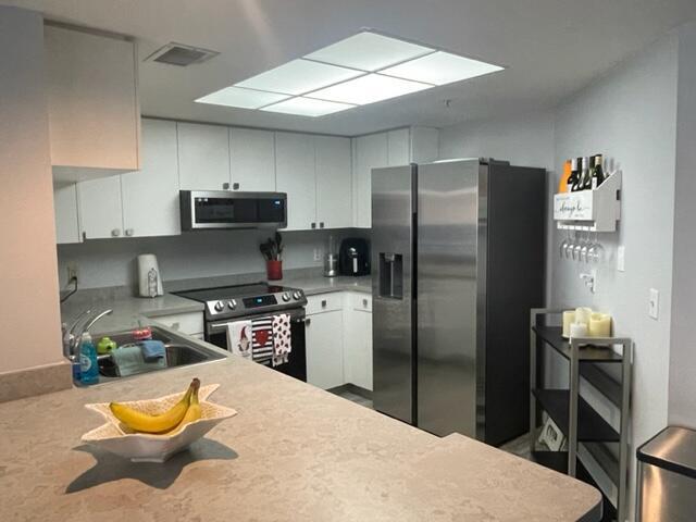 Building Photo - 2131 SE 10th Ave