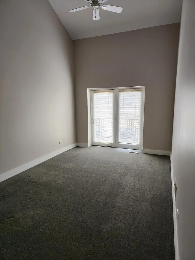 Building Photo - Apartments in Lockport