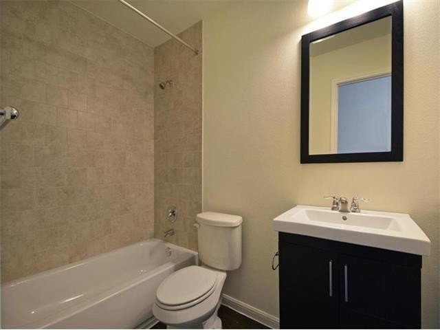 Building Photo - 2512 Durwood St