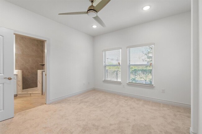 Building Photo - 2105 Tiger Trail