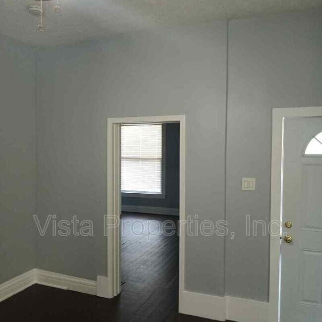 Building Photo - 2208 Garland Ave