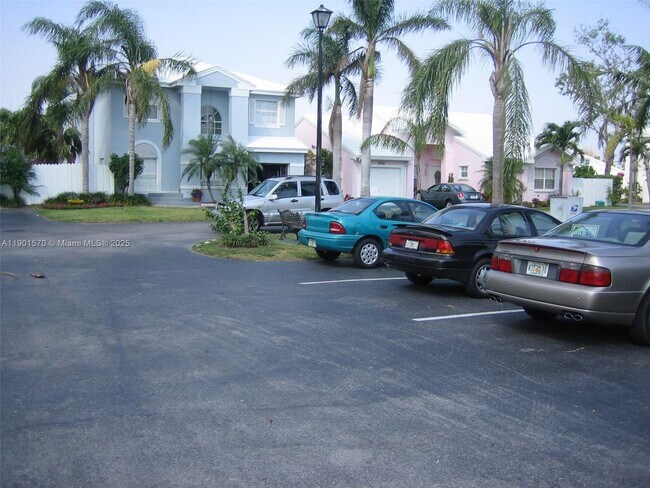 Building Photo - 11274 SW 64th Ln