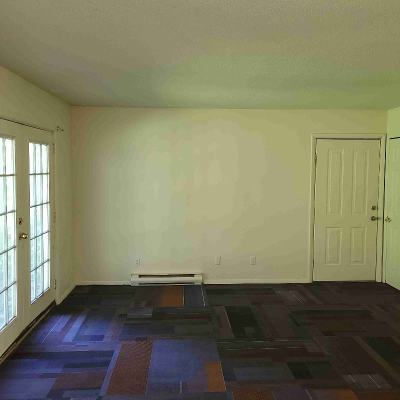 Building Photo - 1003 Colonial Dr