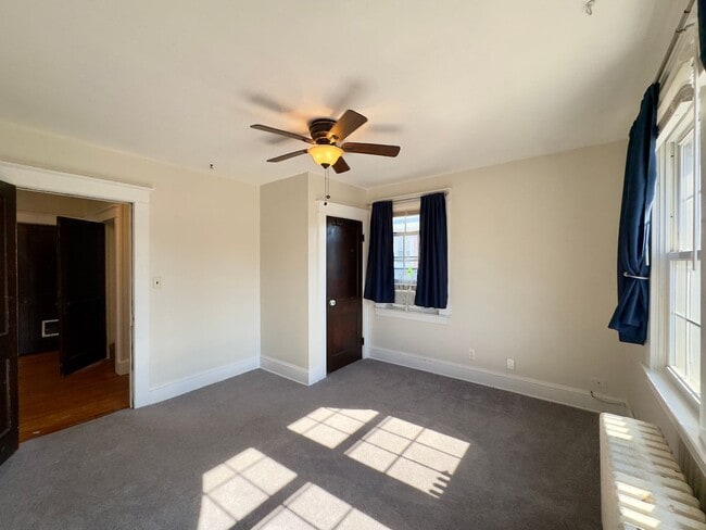 Building Photo - 4502 Ridge Ave