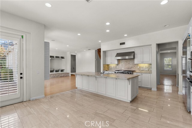 Building Photo - 4132 Prado De Las Cabras