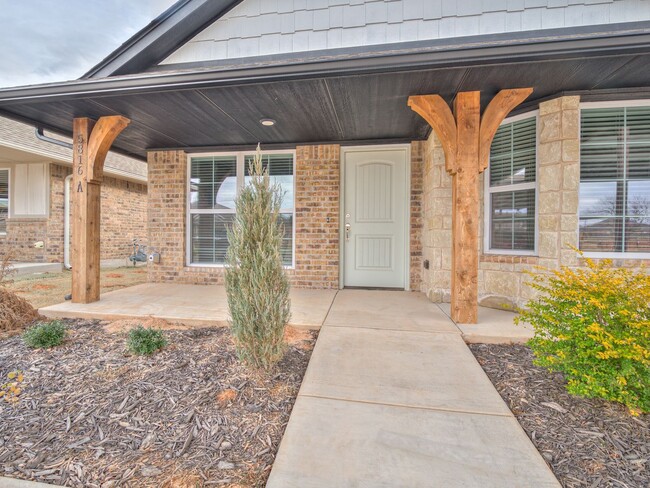 Building Photo - 5816 Goldfinger Rd