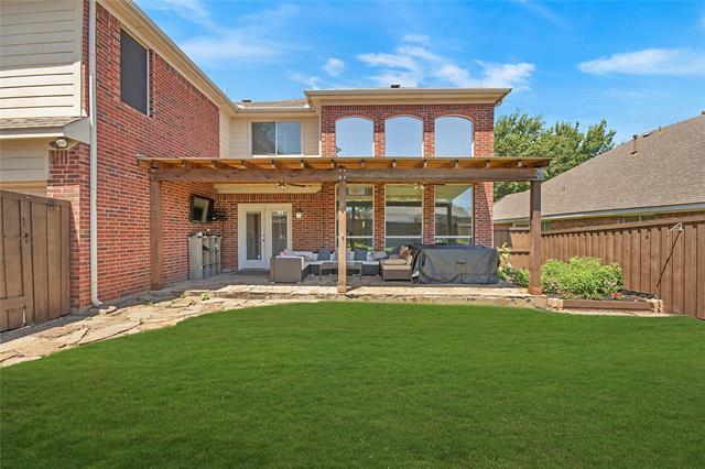 Building Photo - 8172 Peacock Ln