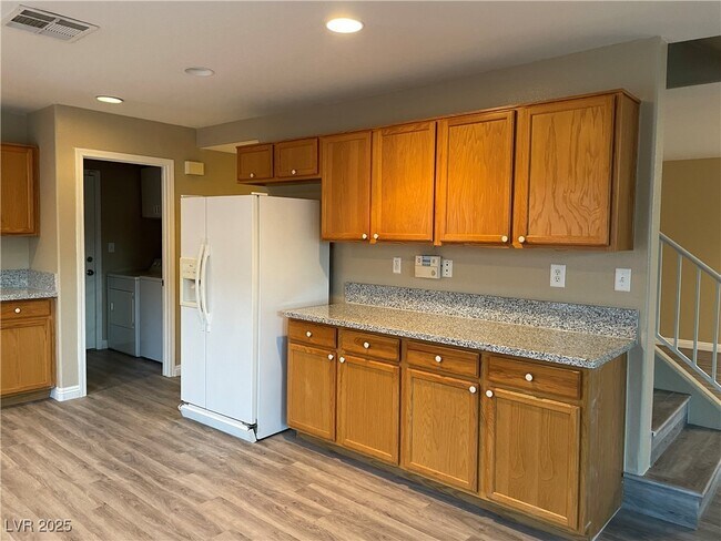 Building Photo - 9620 Christine View Ct