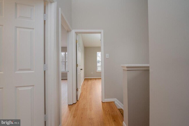 Building Photo - 20821 Shamrock Glen Cir