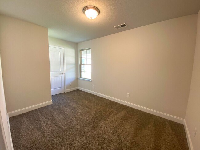 Building Photo - 4 bed, 2 bath built in 2023 in Olive Branch
