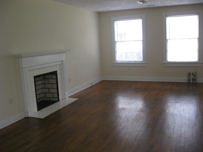 Building Photo - cute house