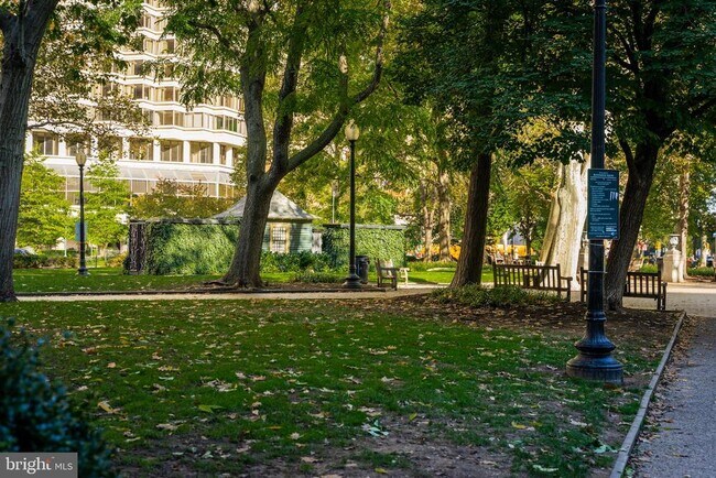 Building Photo - 1836 Delancey St