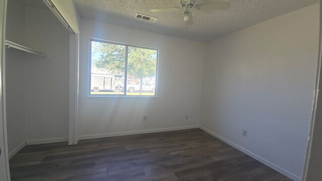 Building Photo - 2146 Neill Way