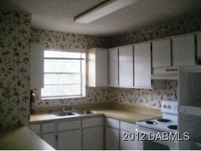 Kitchens - Tomoka Pointe