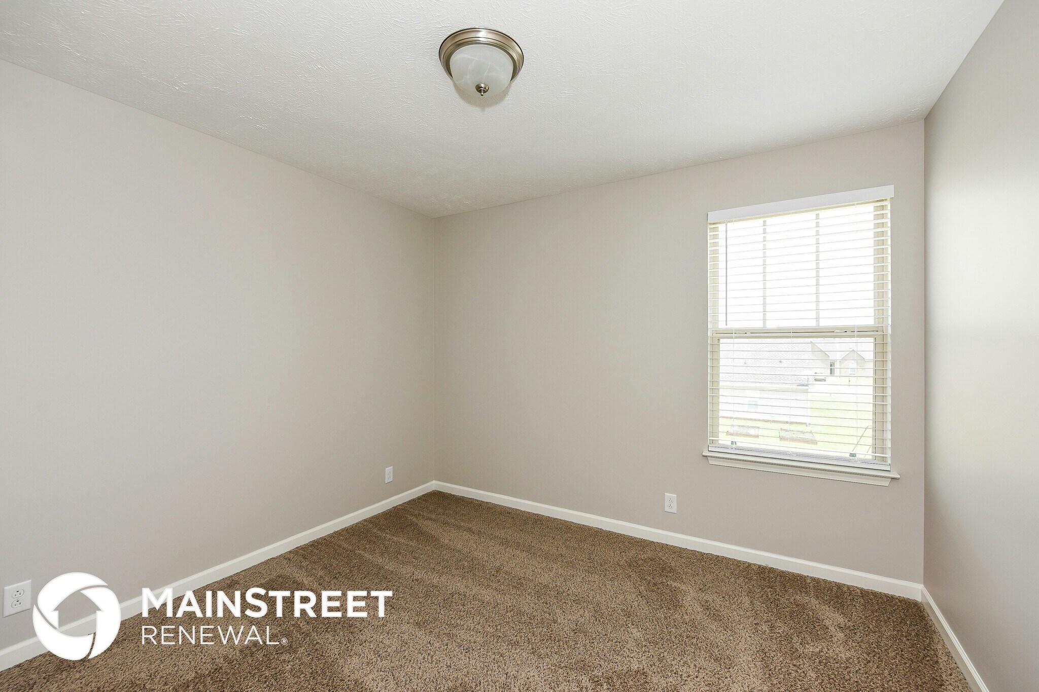 Building Photo - 3372 Tourmaline Dr