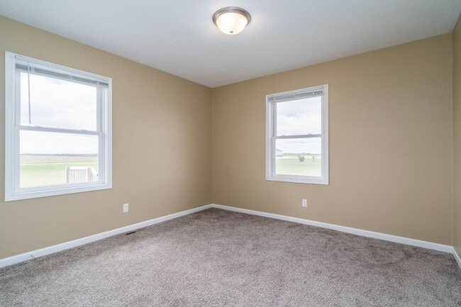 Building Photo - Beautiful Single Family Home
