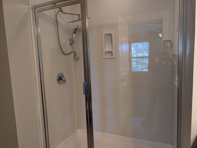 Building Photo - Beautiful Townhome located in Brightwalk!