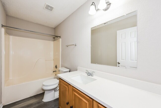 Building Photo - 6841 Prairie Hill Rd N