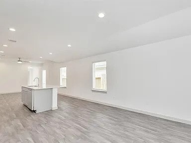 Building Photo - 12735 Ermine St