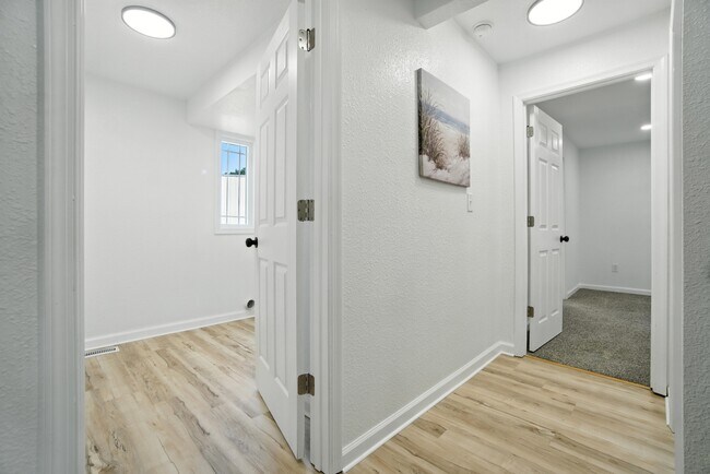 Building Photo - 322 Naval Base Rd