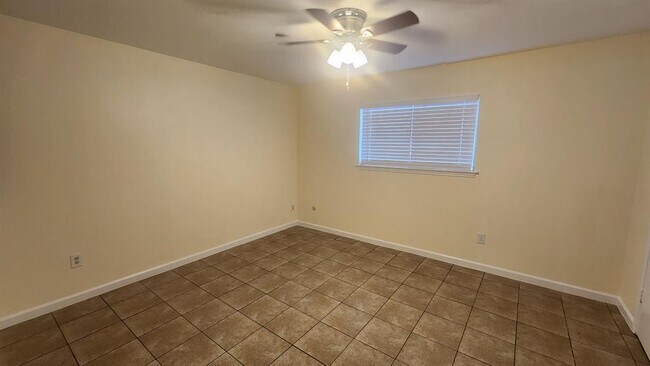 Building Photo - 14333 Memorial Dr