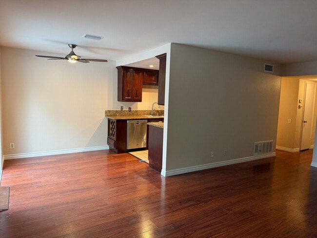 Building Photo - 20279 Green Hill Ln