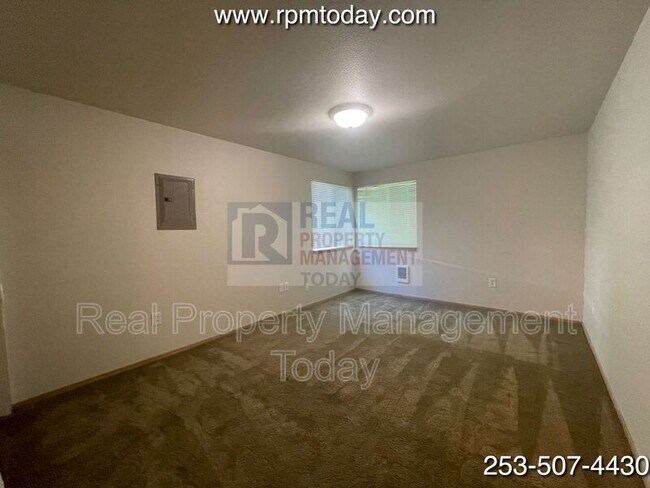 Building Photo - 3810 22nd Ave SE