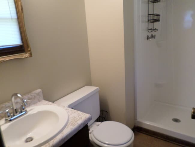 Building Photo - SHORT TERM LEASE ONLY