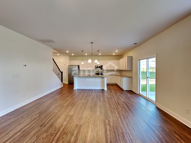 Building Photo - 4400 Erabele Dr