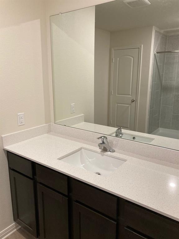 Building Photo - 124 Bandana Cir