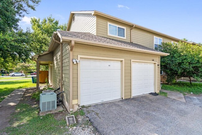 Building Photo - 8703 Schick Rd