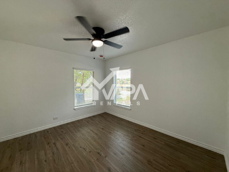 Building Photo - 1235 Arroya Vista Dr