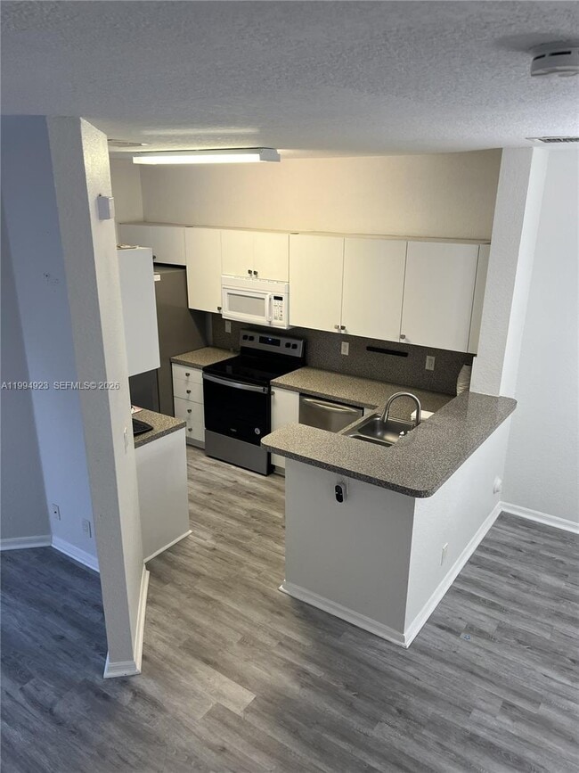 Building Photo - 3951 NW 92nd Ave