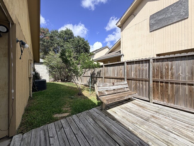 Building Photo - 7126 Fort Collins Dr