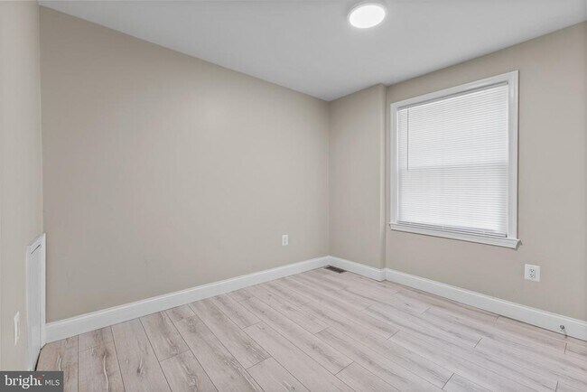 Building Photo - 4305 Birchlake Ct
