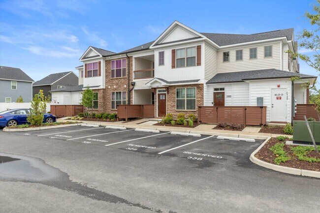 Building Photo - Bright & Beautiful 2BR/ 2BA Condo in Carrollton is NOW available!