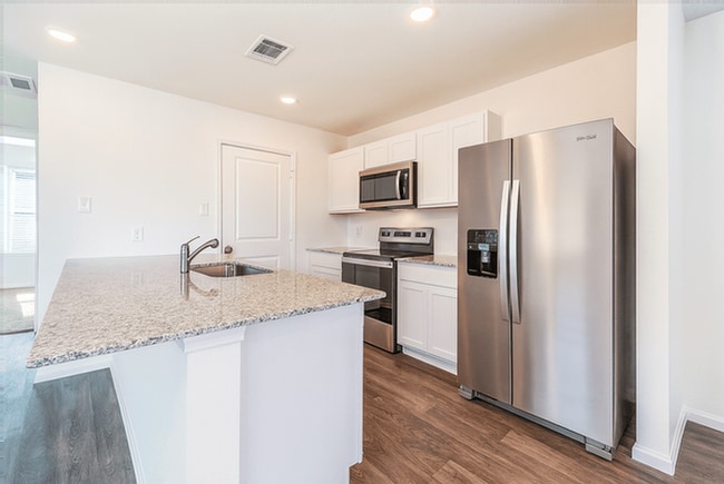 Building Photo - 11950 Midas Ln