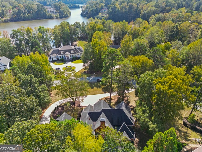 Building Photo - 235 Smokerise Trce