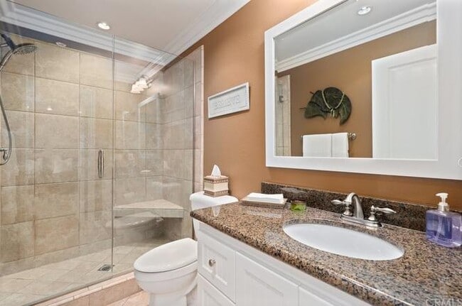 Building Photo - 31556 W Nine Dr