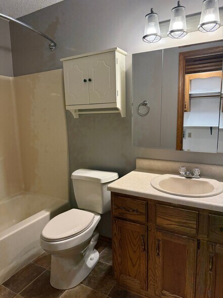 Building Photo - 3464 Geri Ct