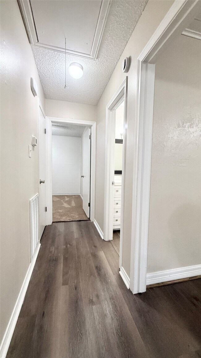 Building Photo - 109 Houston St